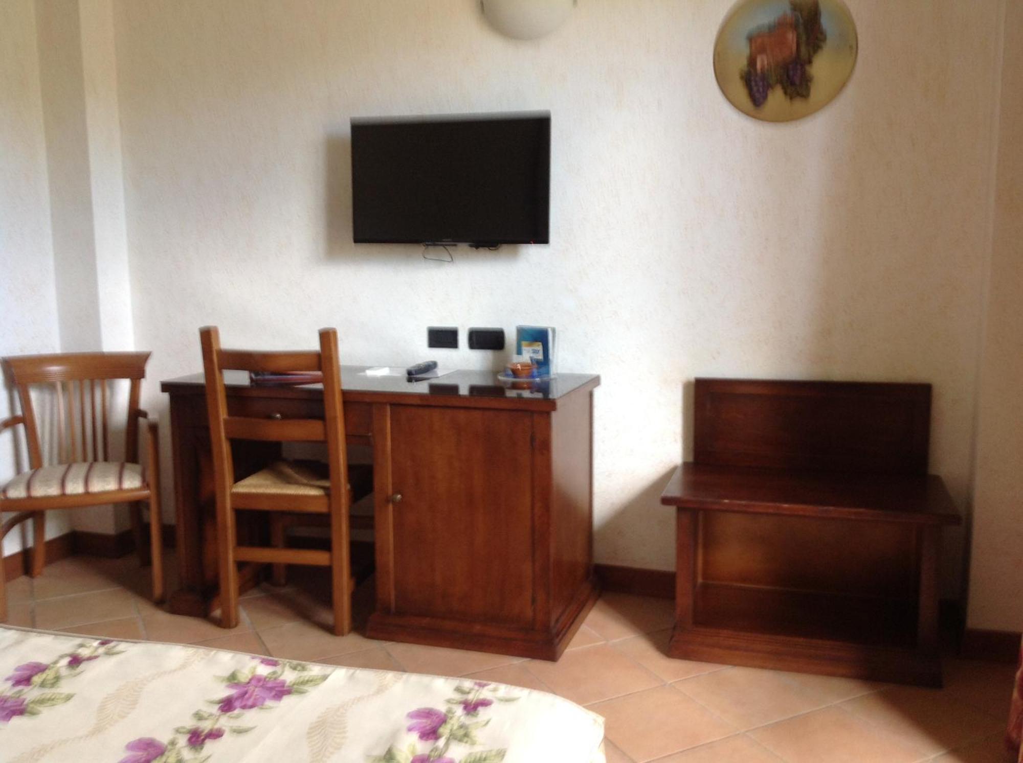 Hotel Sovestro San Gimignano Chambre photo